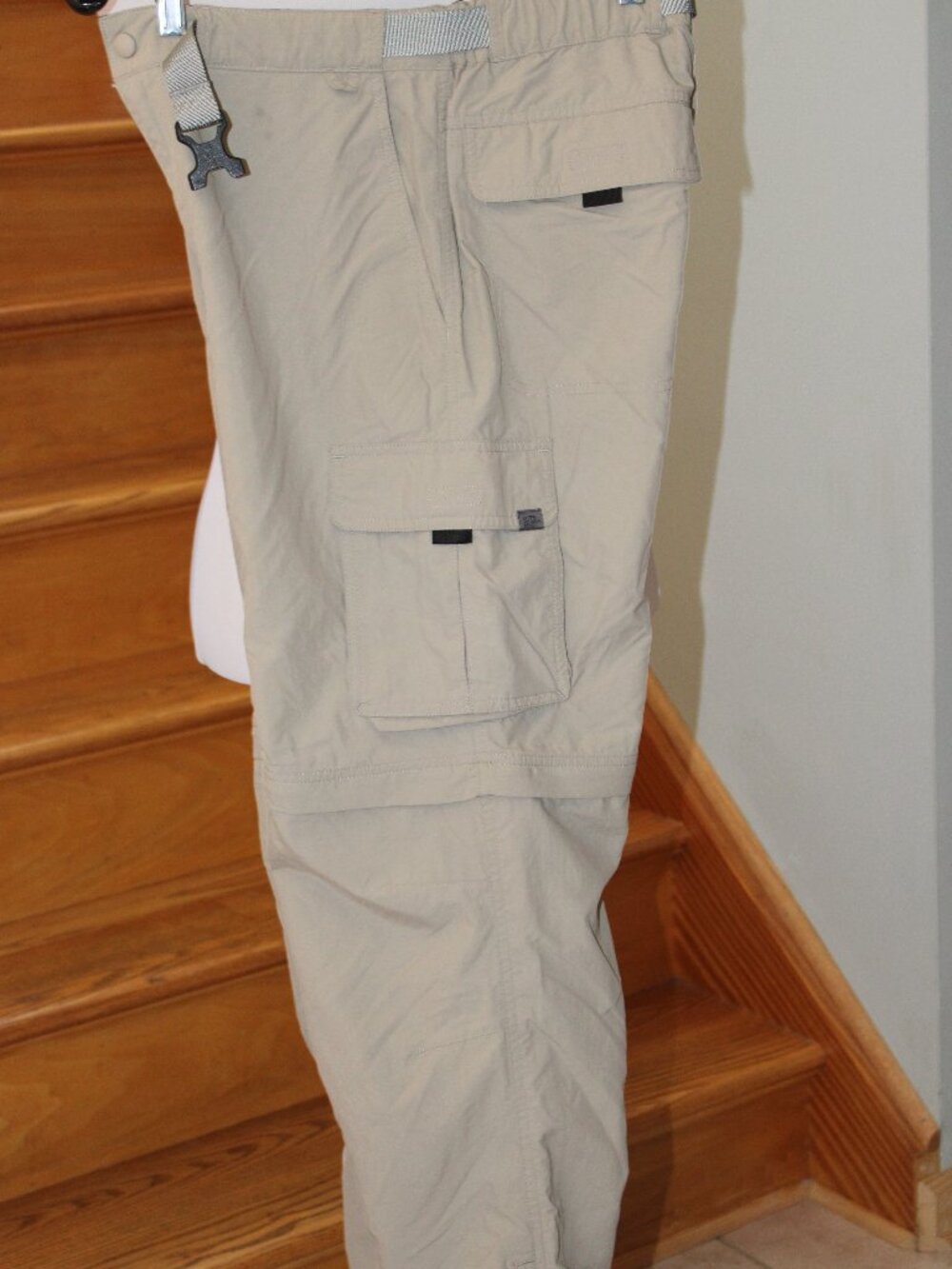 Eastern Mountain Sports Women Convertible Cargo Pants Beige SZ 30X32 Outdoor